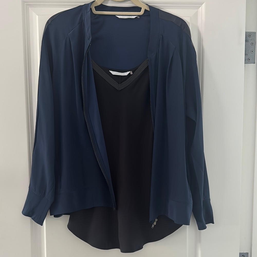 Relaxed Navy Blue & Black Zippered Blouse Jacket